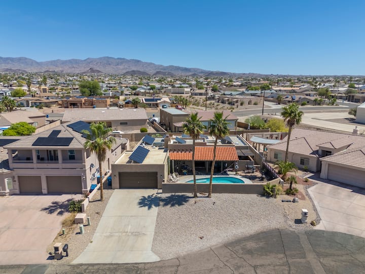Havasu lake view pool